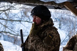 Phương Tây tiếp tục ngạc nhiên khi Nga “phóng mãi chưa hết tên lửa”