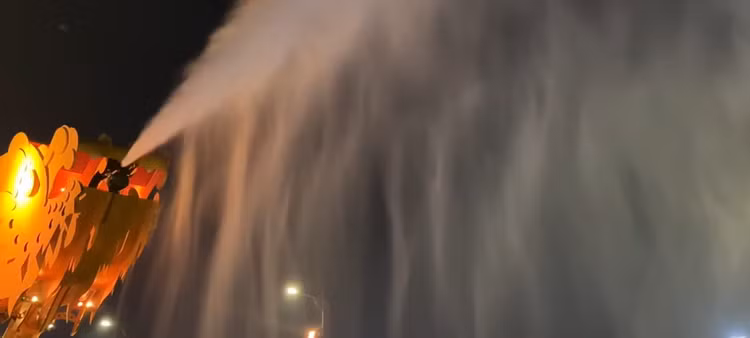 Nam Rong ke chuyen cau Rong o Da Nang-Hinh-12