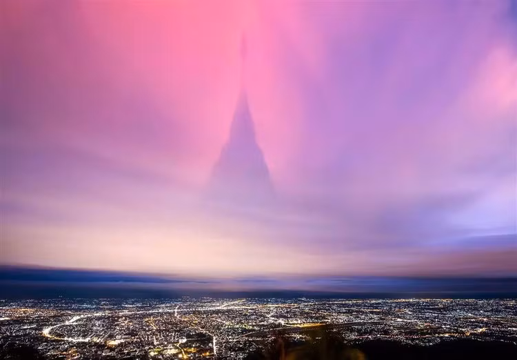 'Cot tru' bi an xuat hien tren bau troi, chuyen gia giai ma sao?-Hinh-5