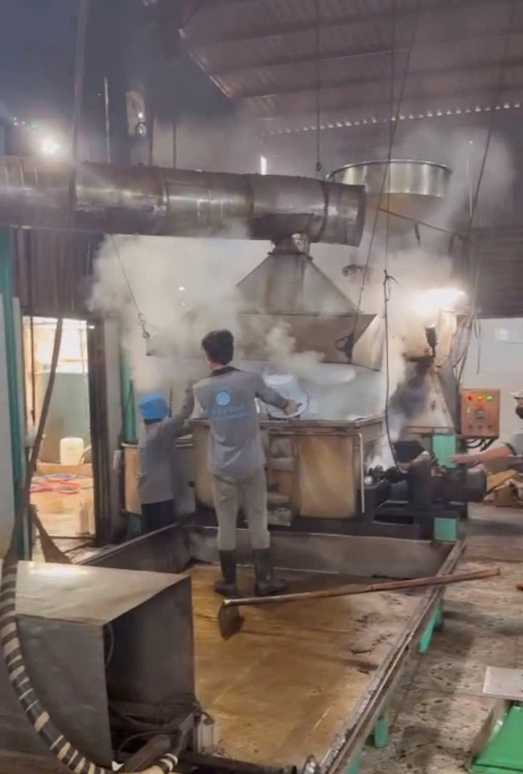 Triet pha duong day san xuat hang tram tan ca phe bot gia