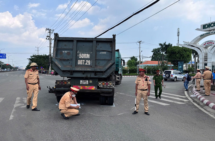 Tai nan giao thong tang trong ngay thu hai ky nghi le 30/4-Hinh-2