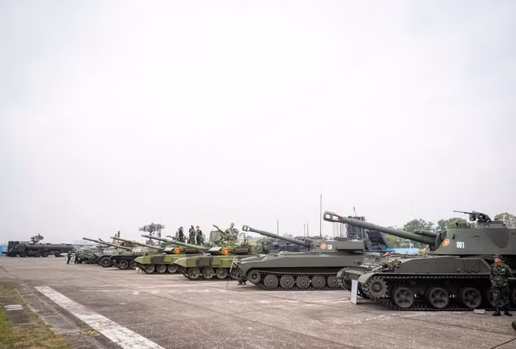 Dan khi tai quan su khung tai Vietnam Defence Expo 2024-Hinh-11