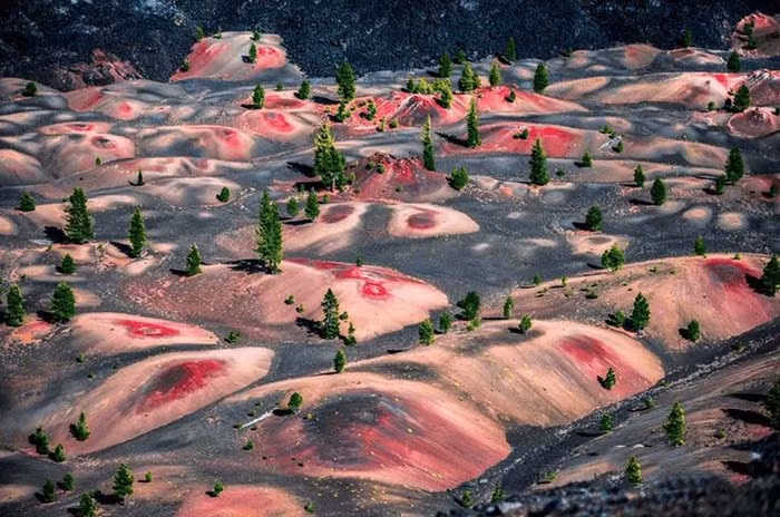 Nhung dia danh ky ao tren Trai dat khien ban tuong chon 