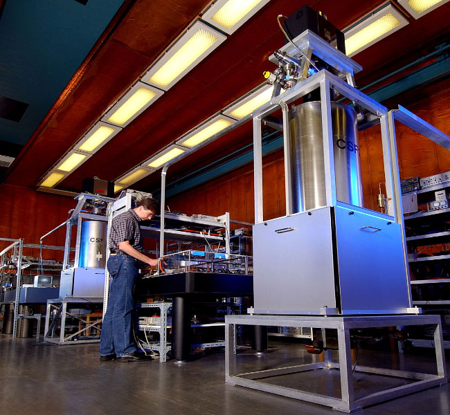 Can canh dong ho nguyen tu chinh xac nhat the gioi-Hinh-6