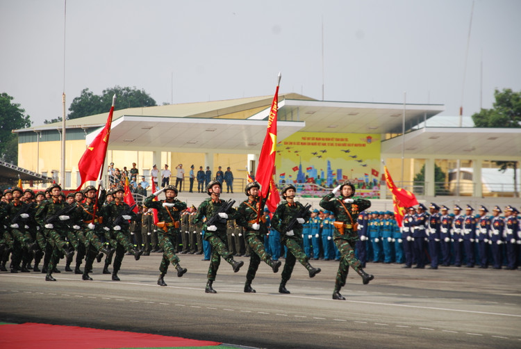 Hinh anh ngay dau hop luyen dieu binh ky niem dai le 30/4-Hinh-18