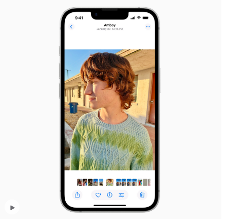 Vì sao Apple không chịu tiết lộ ẩn ý “chữ E” trên iPhone 16E? - Hình 8 Vi sao Apple khong chiu tiet lo an y “chu E” tren iPhone 16E?-Hinh-8