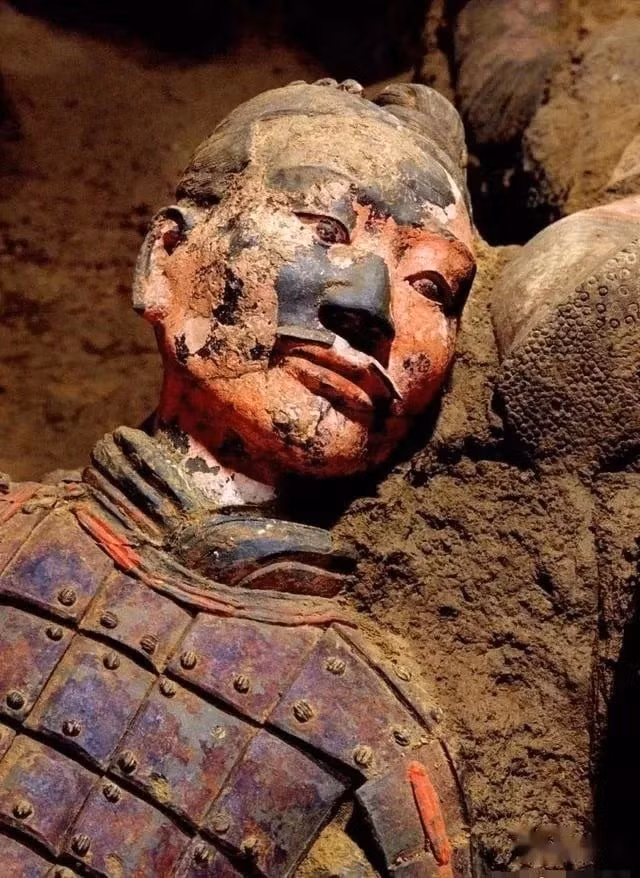 Mo mo Tan Thuy Hoang, sao quan dat nung bay mau sau 15 giay?-Hinh-4