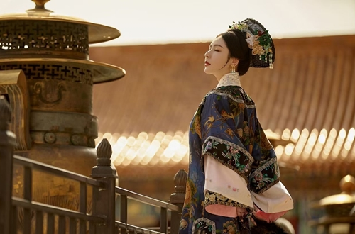 Mở mộ cổ, thất kinh thấy thi hài mỹ nhân trăm tuổi... như người sống - Hình 8 Mo mo co, that kinh thay thi hai my nhan tram tuoi... nhu nguoi song-Hinh-8