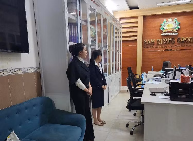 Thong tin moi vu san xuat phan bon gia lien tinh