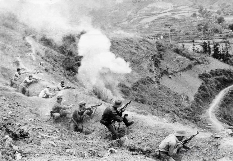 Bien cuong hoi sinh sau 46 nam cuoc chien bao ve bien gioi phia Bac