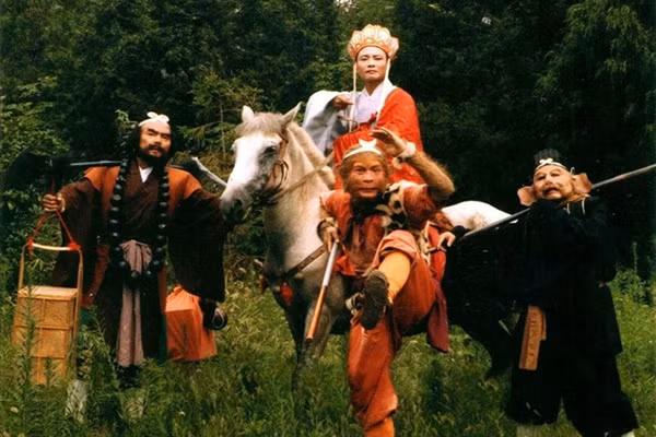 Ton Ngo Khong luon tim Bo Tat khi gap nan, ly do la gi?-Hinh-7