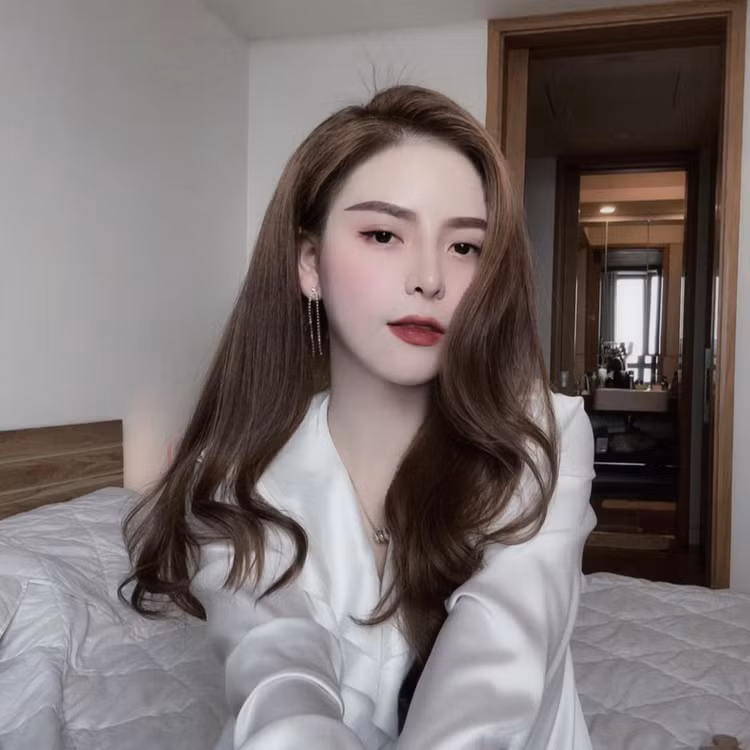 Hot girl Mai Ly chia se gi “ap luc” khi lam nguoi noi tieng?-Hinh-3