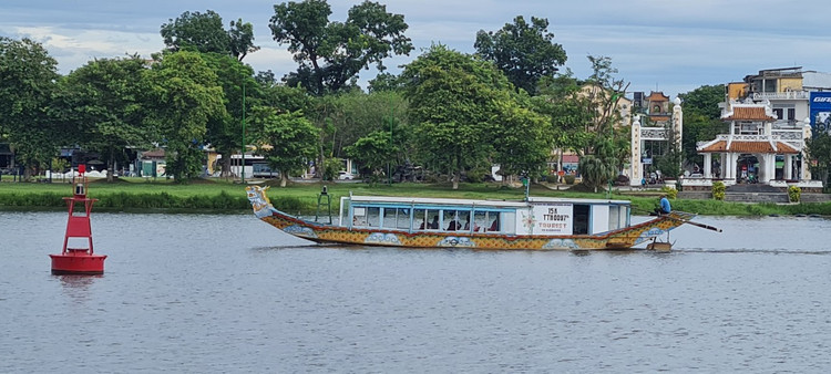 Chiem nguong cau go lim “bac ty” doc nhat Viet Nam-Hinh-8