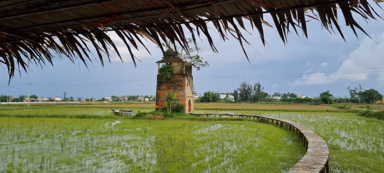 Check in lo gach cu bo hoang dep nhu phim-Hinh-14