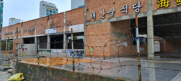 Da Nang: Nha hang view bien bo hoang, khach san cho thue-Hinh-8