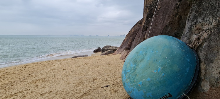 Check in bai bien hoang so tuyet dep duoi chan nui Son Tra-Hinh-7