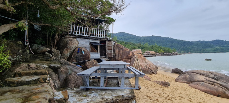 Check in bai bien hoang so tuyet dep duoi chan nui Son Tra-Hinh-13