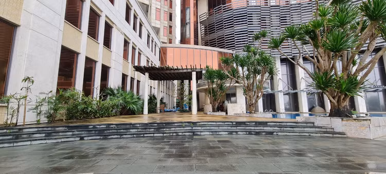 Da Nang: Sap den mua cao diem, nhieu KS van “cua dong then cai”-Hinh-3