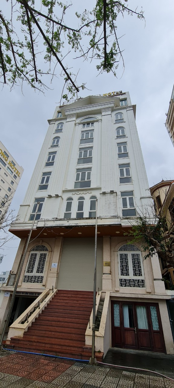 Da Nang: Sap den mua cao diem, nhieu KS van “cua dong then cai”-Hinh-7