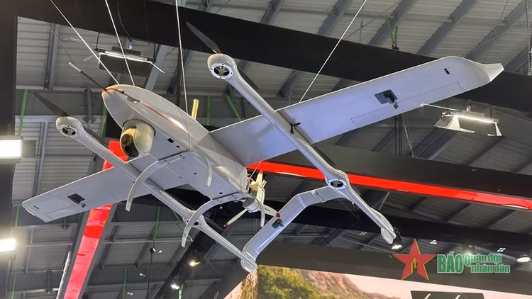 Dan UAV hien dai cua Viet Nam gop mat tai Vietnam Defense Expo 2024