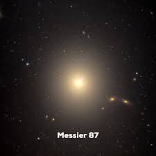 Phát hiện choáng váng về "quái vật siêu cấp” vũ trụ hình khoai tây - Hình 6 Phat hien choang vang ve