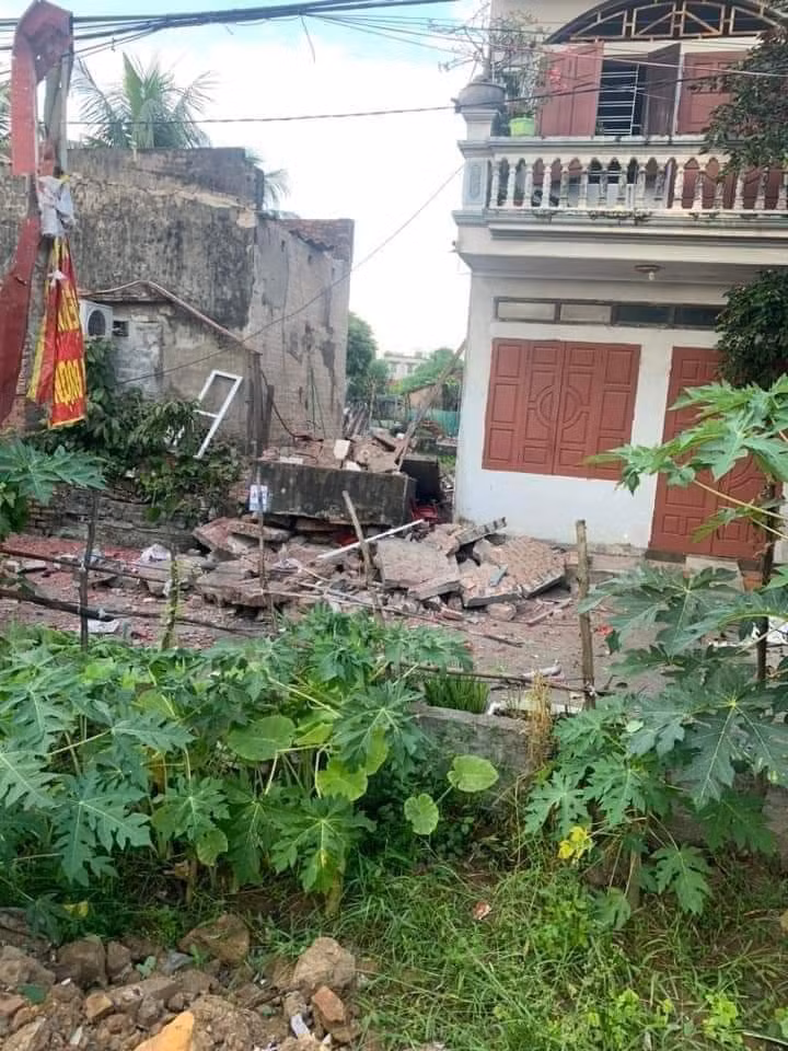 Hai Phong: Sap nha sau tieng no lon tai khu bep, 1 nguoi tu vong-Hinh-2