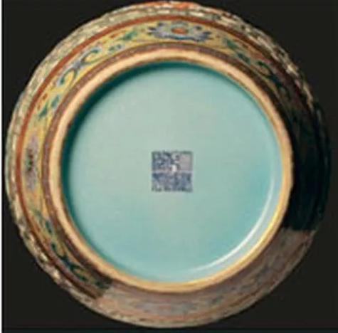 Binh co vut chong tro xo nha, ai ngo la 