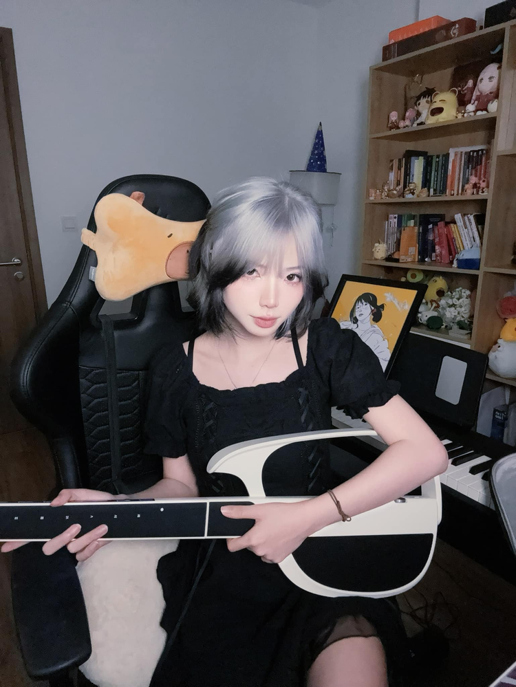 Thành công của Remind đến từ sự tự tin, năng lượng tích cực và nỗ lực không ngừng trong việc làm mới hình ảnh cá nhân, biến cô trở thành hình mẫu lý tưởng trong mắt nhiều người.(Ảnh:FBNV)