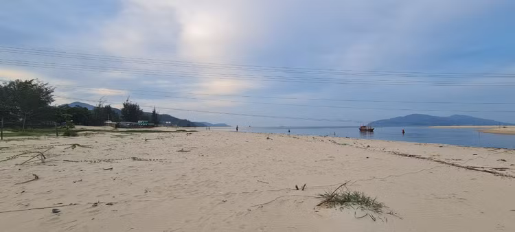 Cau Nam O - diem ngam hoang hon cuc hot duoi chan deo Hai Van-Hinh-8