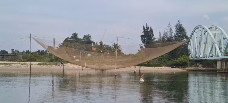 Cau Nam O - diem ngam hoang hon cuc hot duoi chan deo Hai Van-Hinh-11