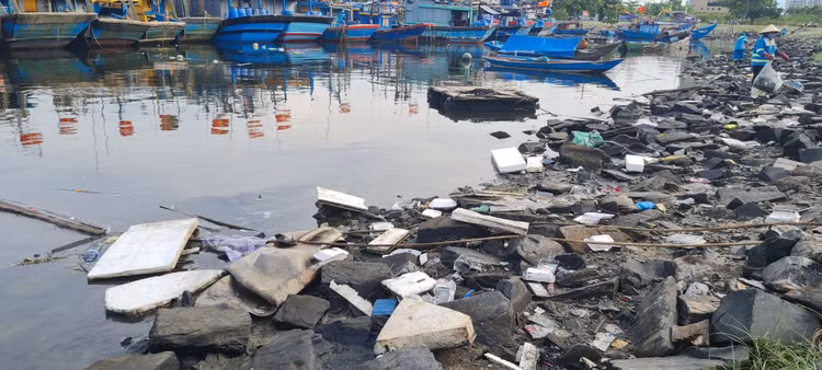 Da Nang: Muot mo hoi don rac quanh Au thuyen Tho Quang-Hinh-12