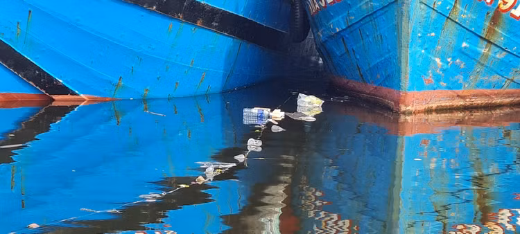 Da Nang: Muot mo hoi don rac quanh Au thuyen Tho Quang-Hinh-5