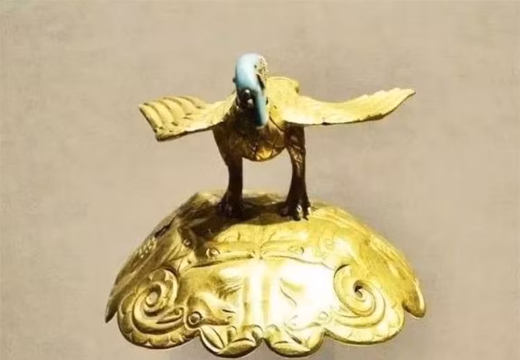 Nhat rac vo tinh thay thanh sat, vo oa khi biet bau vat 1.000 ty-Hinh-6