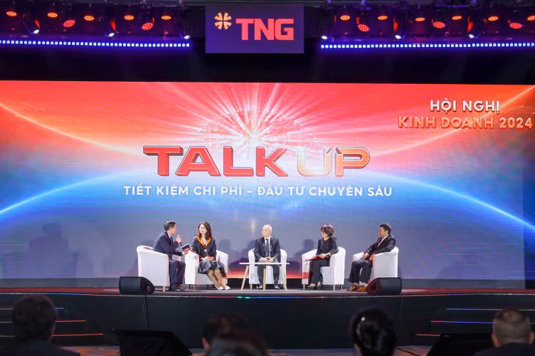 Doanh nghiep dau tu chuyen sau vao nen tang