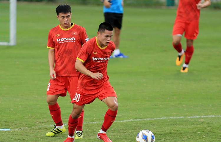 Soi bộ kỹ năng đặc biệt của Tuấn Hải trong game Football Manager - Hình 6 Soi bo ky nang dac biet cua Tuan Hai trong game Football Manager-Hinh-6