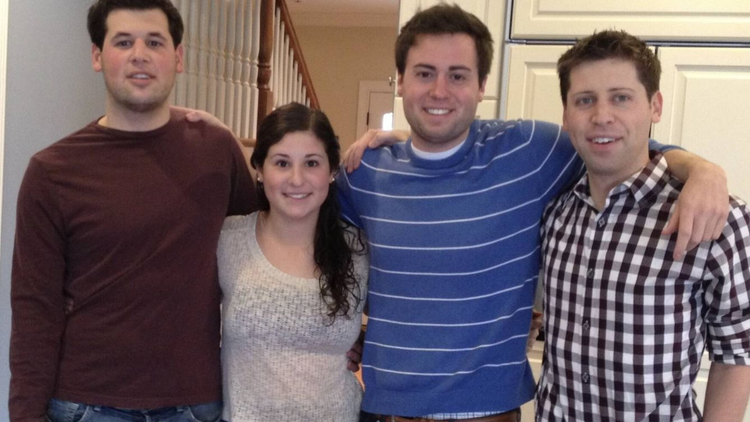 Bi to lam dung tinh duc em gai, CEO OpenAI bat ngo phan phao sao?-Hinh-9