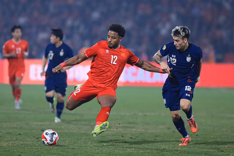 Hot ran ran tien dao Nguyen Xuan Son trong tua game Football Manager-Hinh-3