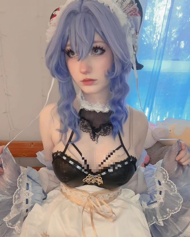 Nữ game thủ "xinh như mộng" khoe màn cosplay Ganyu gây bão cộng đồng - Hình 5 Nu game thu