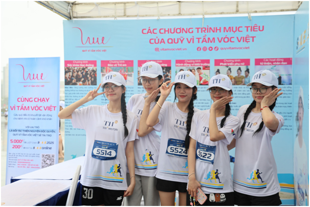 10.548 van dong vien chay vi tam voc Viet tai S-Race Ha Tinh-Hinh-5