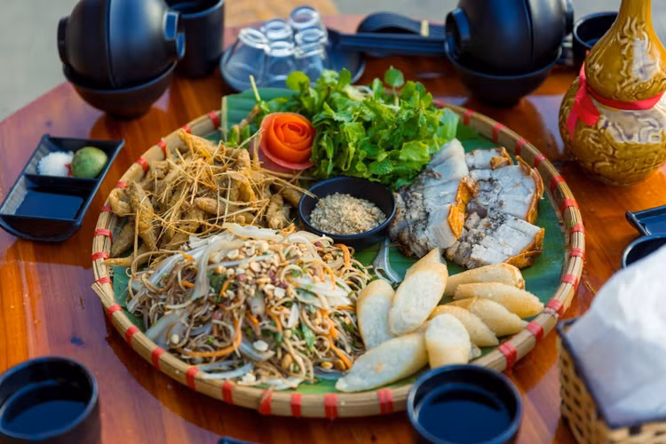 Du lich Fansipan mua hoa do quyen va le hoi hoa hong-Hinh-9