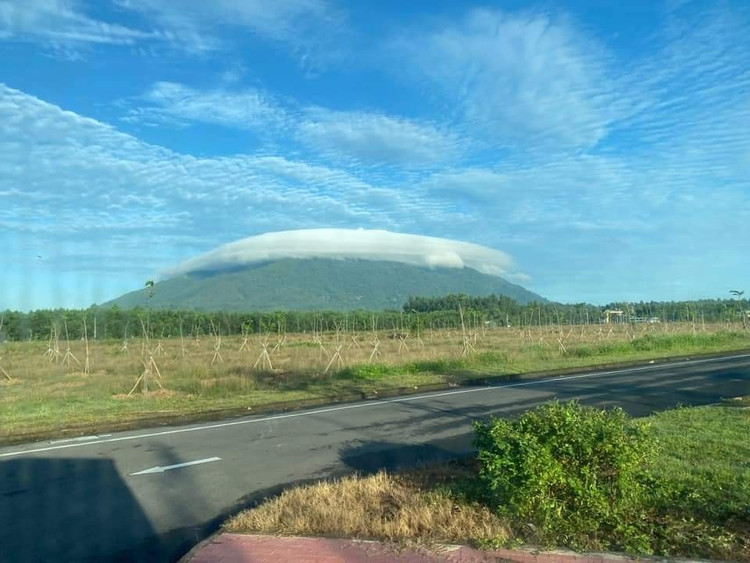 May dia bay tiep tuc “nao loan” o nui Chua Chan - Dong Nai-Hinh-9