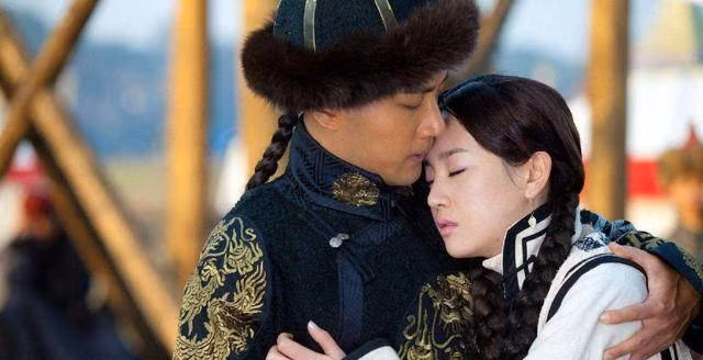 Chuyen tinh dep cua vi vua tha bo giang son chu khong bo my nhan-Hinh-8