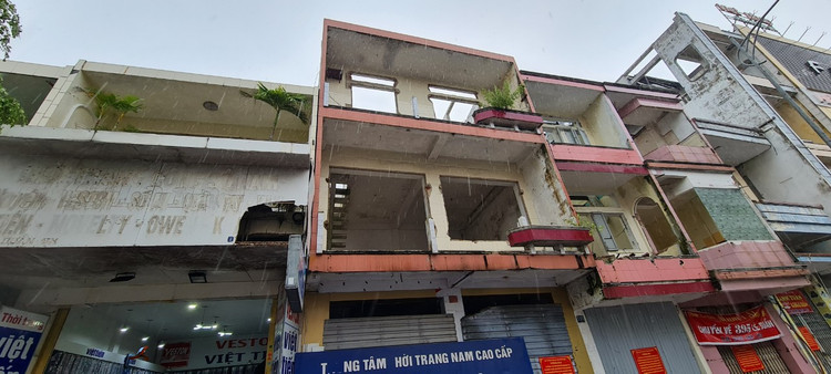 Da Nang: Xot xa canh hoang tan quanh “chao lua” Chi Lang