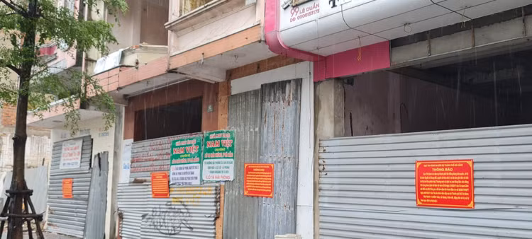 Đà Nẵng: Xót xa cảnh hoang tàn quanh “chảo lửa” Chi Lăng - Hình 11 Da Nang: Xot xa canh hoang tan quanh “chao lua” Chi Lang-Hinh-11