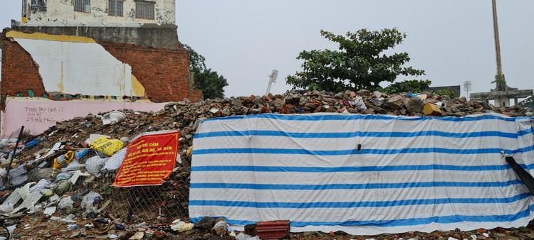 Da Nang: Xot xa canh hoang tan quanh “chao lua” Chi Lang-Hinh-9
