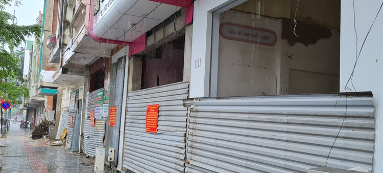 Da Nang: Xot xa canh hoang tan quanh “chao lua” Chi Lang-Hinh-2