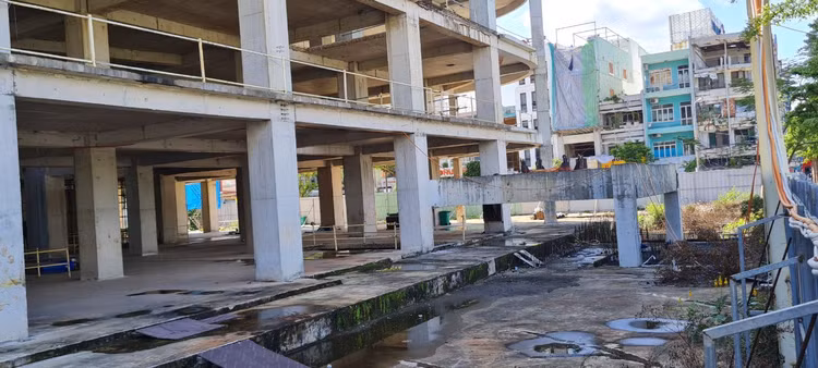 Da Nang: Dat vang 4 mat tien bo hoang giua trung tam thanh pho-Hinh-13