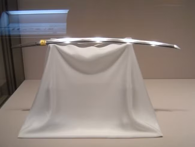 Bi an bao kiem huyen thoai cua Nhat Ban bi mat tich-Hinh-4