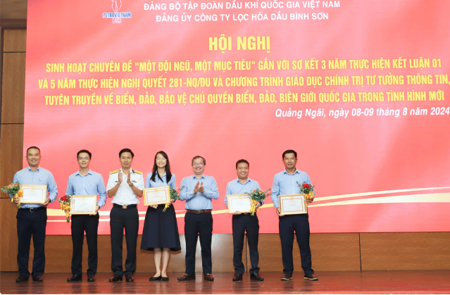 Đảng ủy BSR tổ chức Hội nghị sinh hoạt chuyên đề “Một đội ngũ, một mục tiêu” - Hình 7 Dang uy BSR to chuc Hoi nghi sinh hoat chuyen de “Mot doi ngu, mot muc tieu”-Hinh-7