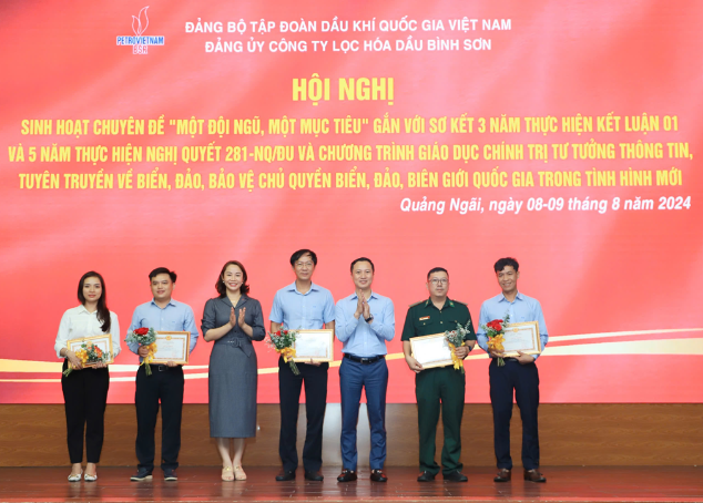 Đảng ủy BSR tổ chức Hội nghị sinh hoạt chuyên đề “Một đội ngũ, một mục tiêu” - Hình 8 Dang uy BSR to chuc Hoi nghi sinh hoat chuyen de “Mot doi ngu, mot muc tieu”-Hinh-8